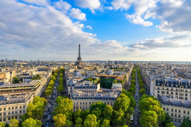 seulement 5,2 millions de visiteurs se sont rendus à Paris et en Île-de-France au premier semestre, soit 78 % de moins qu'en 2019.