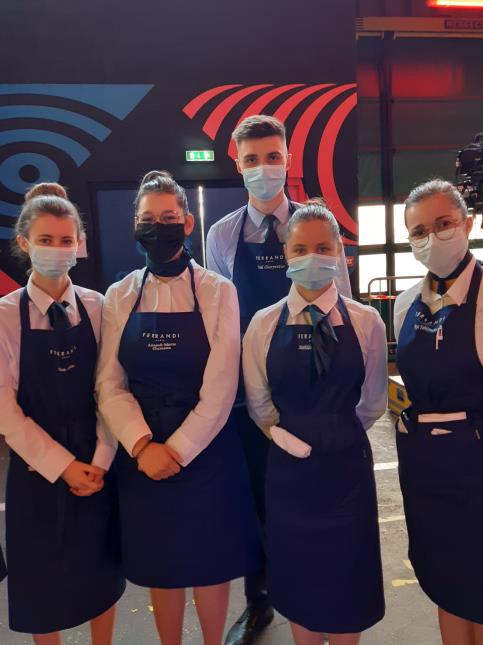 Des étudiants de l'école Ferrandi ont assuré le service de la Grande rencontre annuelle du CCF.