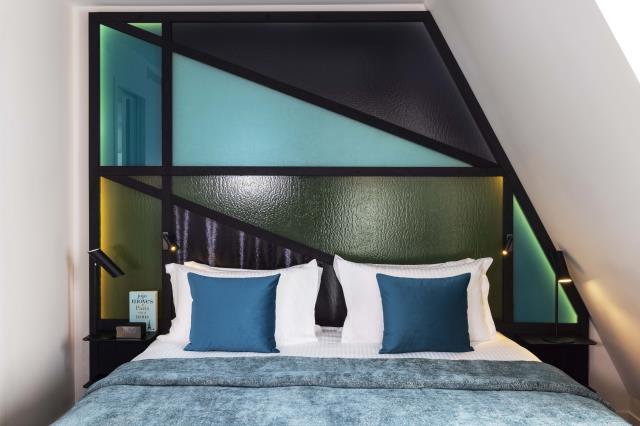 Le 12 compte 30 chambres décorées par Elsa Joseph.