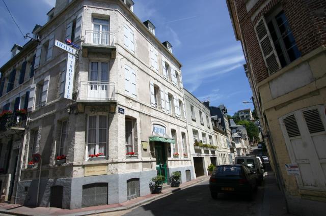 L'hôtel le Trouville sous l'administration de Denis Mayer-Boesch