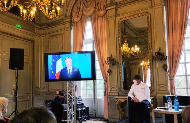 Intervention vidéo de Jean-Baptiste Lemoyne, secrétaire d'Etat chargé du Tourisme : 'La gastronomie française est bien plus haute que la tour Eiffel.'