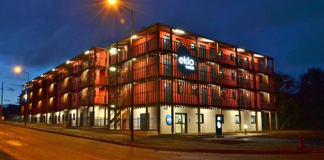 Les hôtels Eklo, ici au Mans (72), vivent à l'heure du développement durable, car aux normes Bâtiment basse consommation et conçus avec une ossature tout en bois.