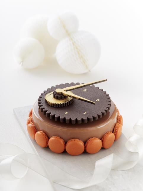 Entremets Haute Couture, avec orange sanguine et chocolat au lait, signé Eric Kayser.
