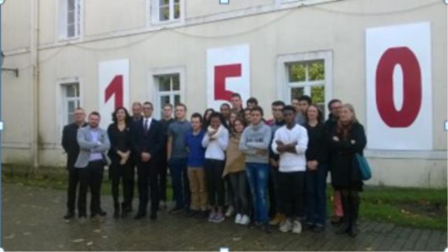 le prochain dîner de charité qui est déjà en préparation et qui aura lieu en avril 2017