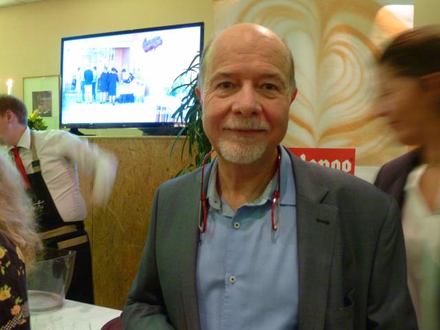Jean-Luc Danjou a enseigné pendant trente ans au lycée d'Occitanie.