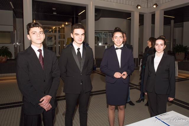 2čme en partant dea gauche, Morgan Dirou et 3čme, Stéphanie Matéus
