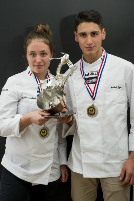 Camille Schoonbaert et Raphaël Eppe du lycée Edouard Herriot