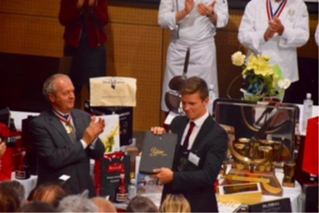 Trophée Avenir Raymond Vaudard - Michel Widehem et le lauréat Louis Cozette