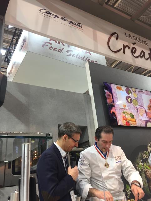 La scène créative sur le stand de Coup de pates (allée A, stand 106, Hall 4).