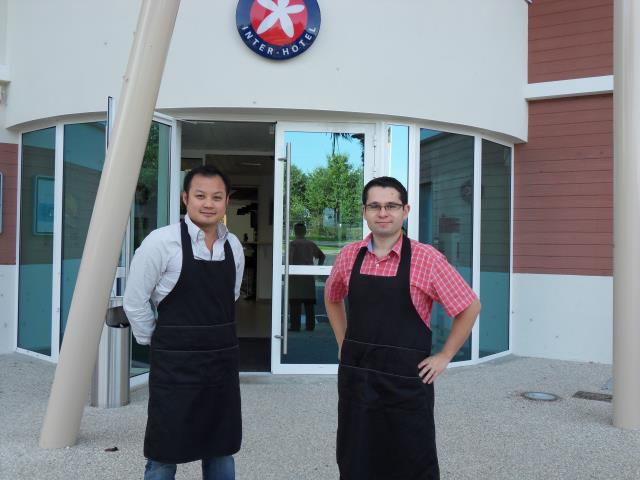 Alors qu'ils ont ouvert leur Hôtel Saint-James en juin dernier, Yin-Romain Sun et Christophe Cervera sont toujours en attente de recrutement pour un poste en réception.