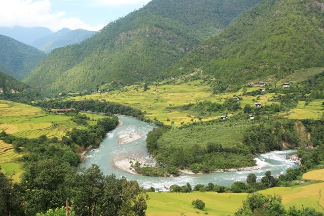 La vallée de Punakha au Bouthan.