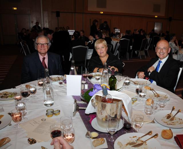 Paul Dubrule, Mimie Mathy et Yves Dumont.