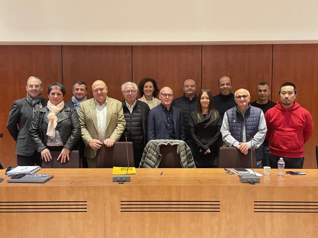 Les participants à la mixte paritaire du 8 décembre.