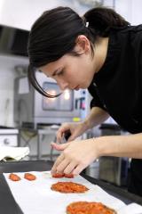 Co-fondatrice des Dîners d'Eloïse et diplômée de l'Ecole supérieure de cuisine française, Joyce...