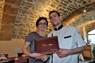 Sylvie et Jérémy Clavier ont eu un coup de foudre pour cette salle voûtée en pierres.