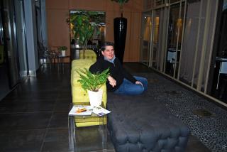 William Frachot, à la tête de l'Hostellerie du Chapeau Rouge depuis 1999, vient d'achever plusieurs...