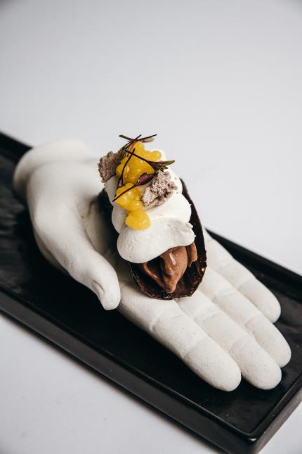 Taco de Alto el Sol con sus matices est le nom du dessert à l'assiette de José Carlos Fariña Pousa qui lui a permis de gagner la 3e édition des Trophées de la glace.