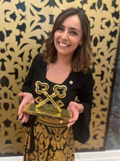 Julie Benhaim, meilleure concierge Clefs d'or de France et du monde.
