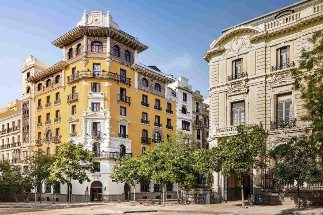 Minor Hotels Europe & Americas gère à ce jour plus de 350 établissements dans 30 pays d'Europe et d'Amérique. 