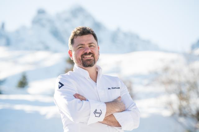 Le chef Jean-Rémi Caillon.