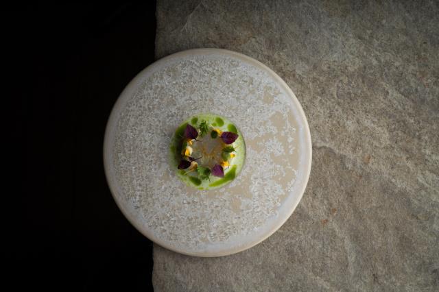 La cuisine de Charles Coulombeau s'inspire en partie de la gastronomie japonaise. 