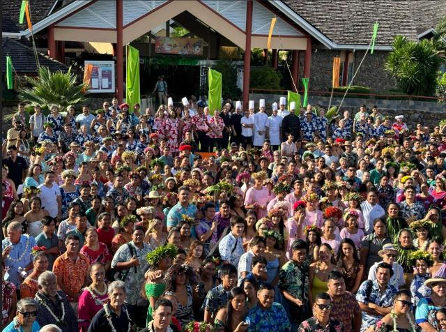 L'équipe du lycée hôtelier d’Outumaoro 