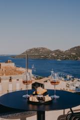 Le rooftop de l'hôtel Moderne de Porto-Vecchio, en Corse. 