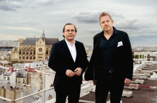 Federico J González, vice-président exécutif de Radisson Hotel Group (à gauche), et Thierry...