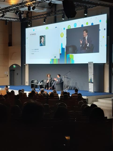 Franck Gervais, directeur général Europe chez Accor, en débat avec Joanne Dreyfus, associée et spécialiste de l'hôtellerie chez Deloitte.