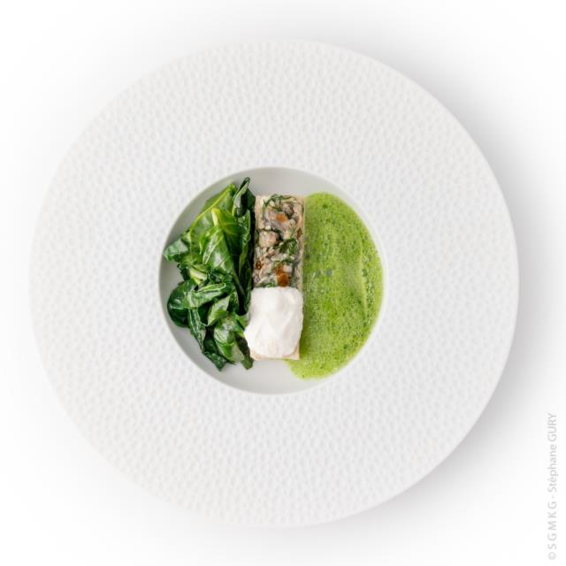 Raie, blette fine, huître et bergamote, une recette d'Eugénie Béziat, étoilée à La Flibuste, Villeneuve-Loubet