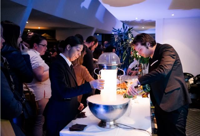 Le service a été assuré les CQP Serveur