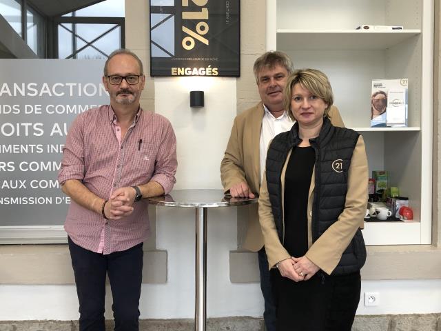 Thierry Roussé, conseiller en immobilier d'entreprise, Remi et Céline Gauthier Directeurs