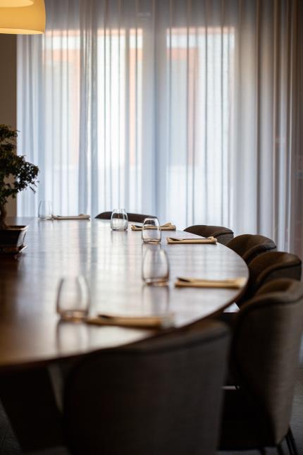 La salle de L'Hedone Toulouse, Balthazar Gonzalez, chef étoilé de 28 ans.