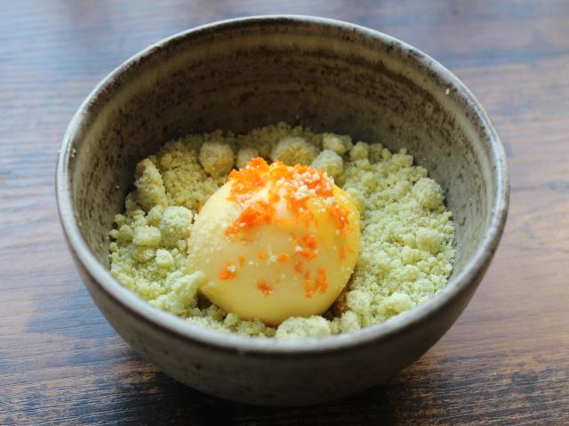 Autour de la mandarine, une recette de Mads Thomsen, étoilé Michelin 2020 au Pure&V à Nice