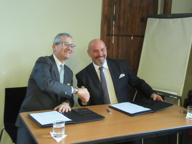 Dominique Giraudier (à gauche) et Gino Andreetta, directeur général Resorts Europe-Afrique-Moyen Orient au Club Med.