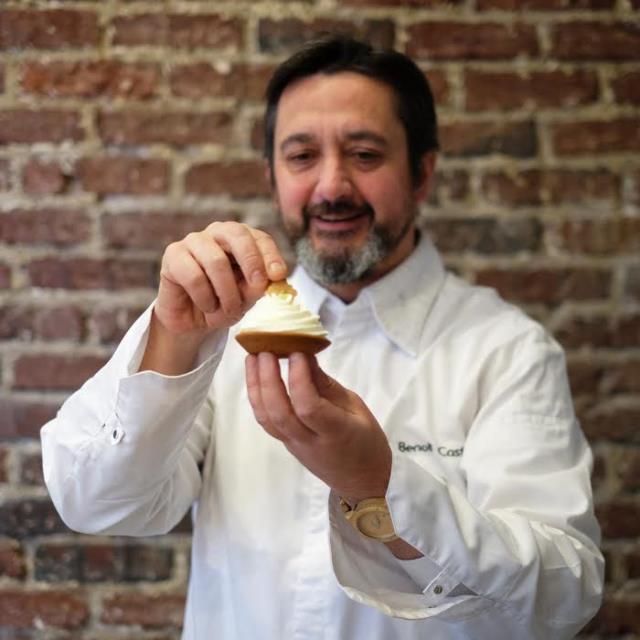 « Dans mes recettes d'apprentissage, on mettait jusqu'à 250 g de sucre au litre de lait », se souvient le boulanger-pâtissier Benoit Castel.