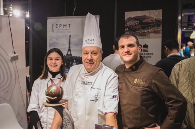 Nicolas Kleen-Deroche (à droite), MOF pâtissier-chocolatier