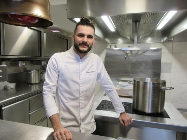 Le chef Matthieu Girardon propose une cuisine brute axée essentiellement sur le produit