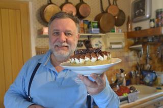 Jean Jacques Albiac professeur de cuisine au lycée René Auffray