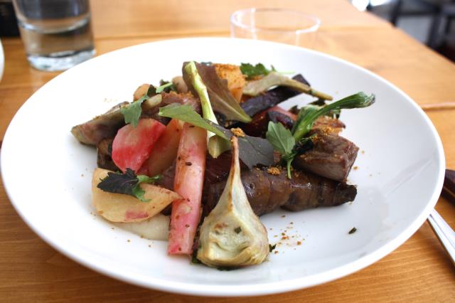 Pressa de cochon ibérique et topiambours et herbes
