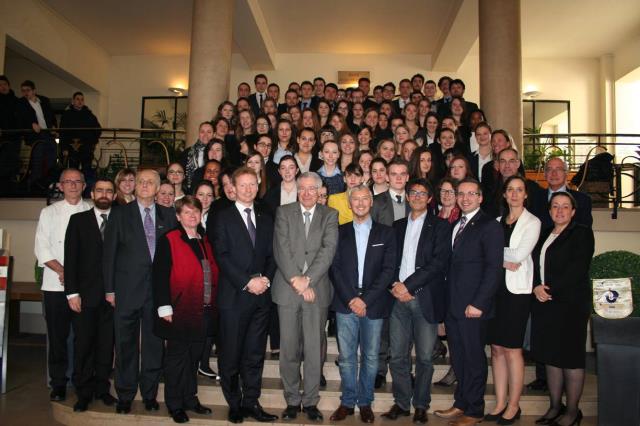 Des parrains et invités prestigieux accompagnent la 46ème promotion du lycée Jean Drouant.
