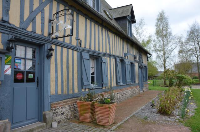 L'ancien corps de ferme devenu un coquet restaurant.