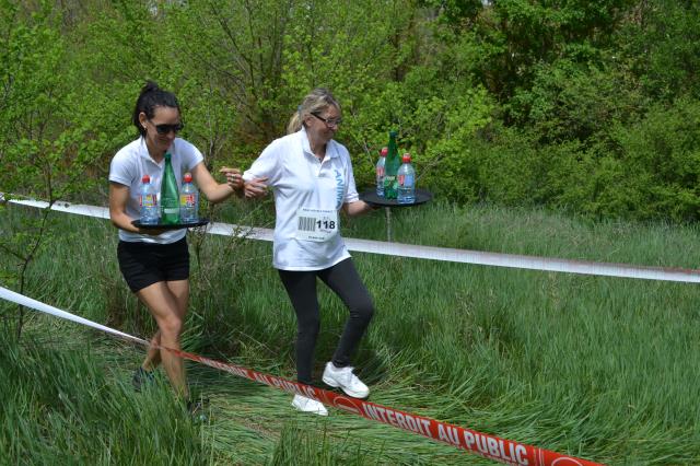 Epreuve d'adresse pour les participants du Raid Inter-Hôtels Provence 2015.