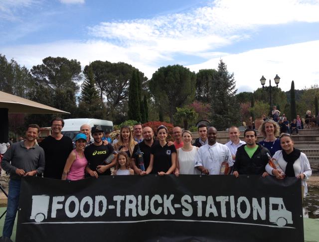 Un jury de professionnels a élu Son of a Bun comme meilleur food-truck de la journée, en jugeant la qualité des plats, l'accueil et la décoration du camion.
