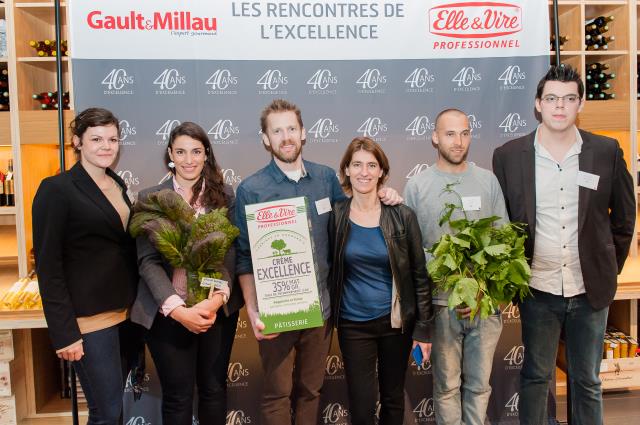 De gauche à droite : Agnès Raux, l'Auberge du Prieuré à Moirax., Marion Sarlé, société Les Sourciers (producteurs d'Aromates/potager aquatique), Benjamin Toursel, chef à l'Auberge du Prieuré, Agathe Toursel, Nicolas Sarlé,  société Les Sourciers (producte