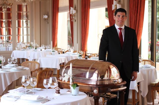 Depuis trois ans, Guillaume Anglade est directeur de restaurant à La Réserve de Beaulieu.