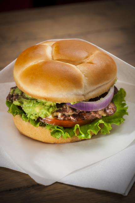 Les produits sont sourcés en France pour les unités françaises. Les burgers sont faits à la commande.