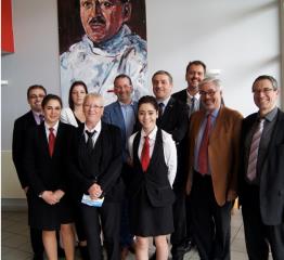 Le lycée recevait des invités : Eric Rousseau, directeur du restaurant Bernard Loiseau à Saulieu,...