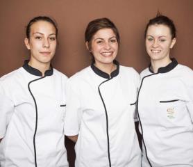 L'équipe du Campus des Métiers de Niort : Clara Nérestan (19 ans), Caroline Guillemin (20 ans) et...