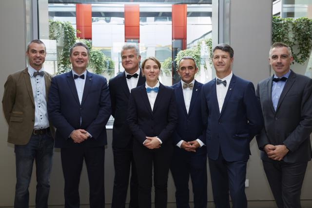 De gauche à droite : François Calvez - finaliste édition 1, Patrick Chauvin - créateur, Denis Courtiade - créateur, Elsa Jeanvoine - finaliste et gagnante édition 1, Stéphane Trapier - créateur, Denis Férault - créateur et fondateur, Sébastien Rival - fin